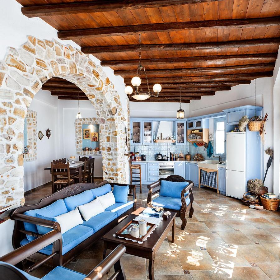 Efrosini Villa Plaka (Milos)