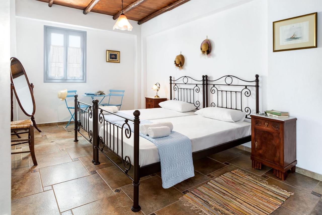 Efrosini Villa *